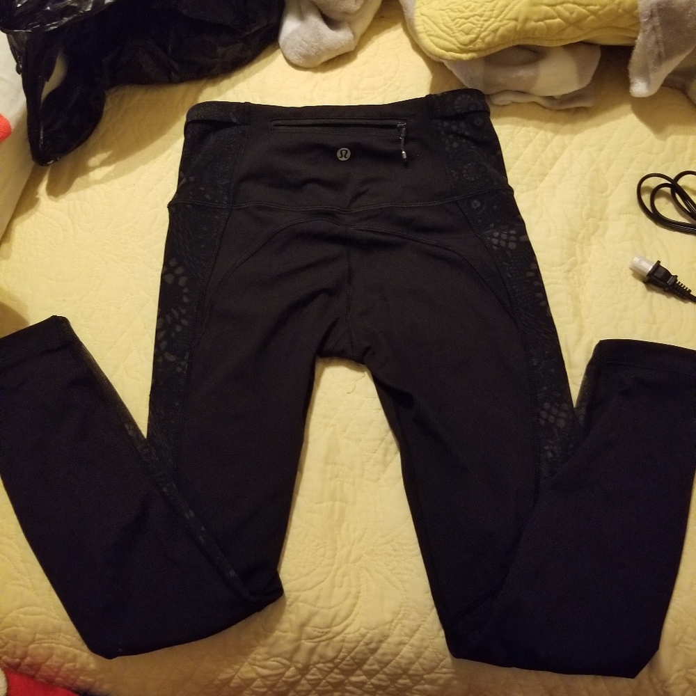 Like new lululemon pants
